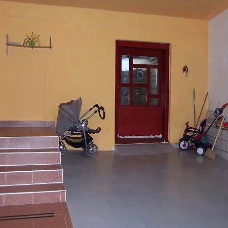 Salas-dum Pro Spolecnou Dovolenou Az 11 Osob Villa Salas
