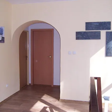 Salas-dum Pro Spolecnou Dovolenou Az 11 Osob Villa Salas