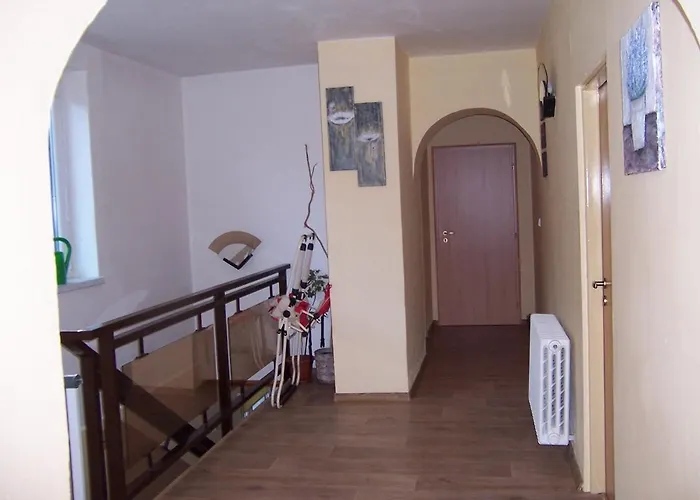 Salas-dum Pro Spolecnou Dovolenou Az 11 Osob *
